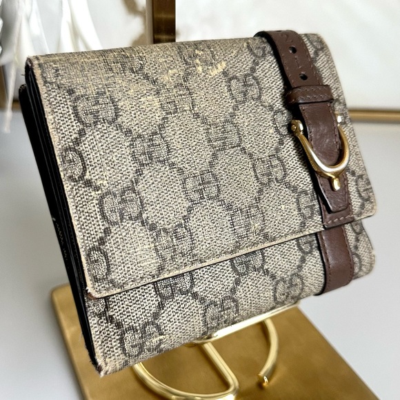 Vintage Gucci Bifold Wallet, AS IS, FINAL SALE - Picture 2 of 16
